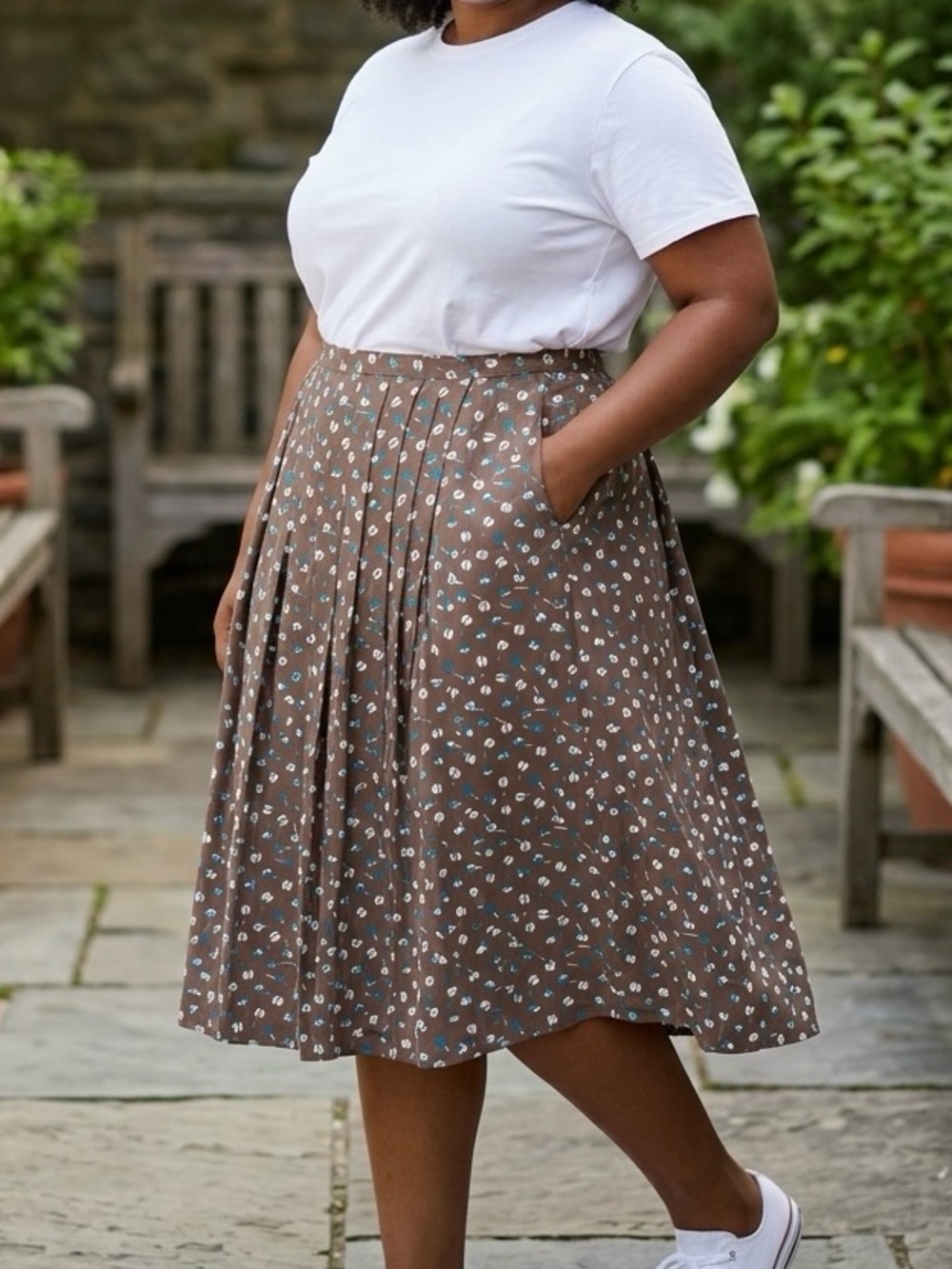 Vintage DONCASTER Brown Floral A-Line Pleated Skirt Sz 14